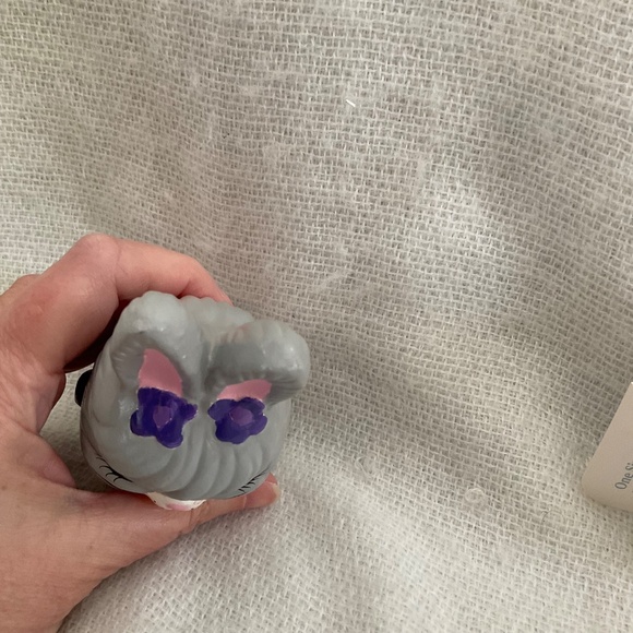 Ceramic Bunny Handpainted 5.5” Gray Pink Purple Easter Spring - Picture 10 of 10